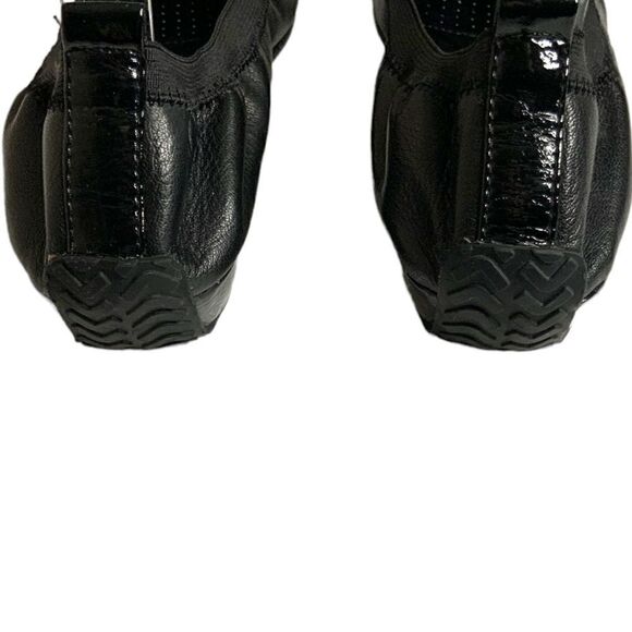 KENNETH COLE REACTION ‘Blink Wink’ Black Natural and Patent Leather Ballet Flats - Picture 5 of 11